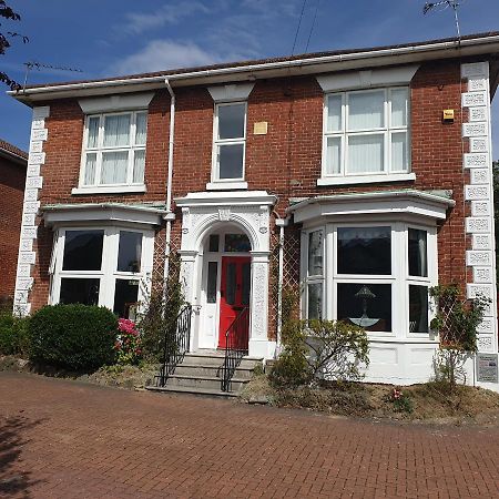 Madison House Bed & Breakfast Southampton Bagian luar foto