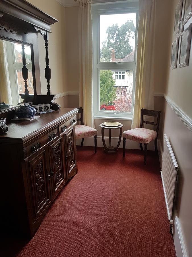 Madison House Bed & Breakfast Southampton Bagian luar foto